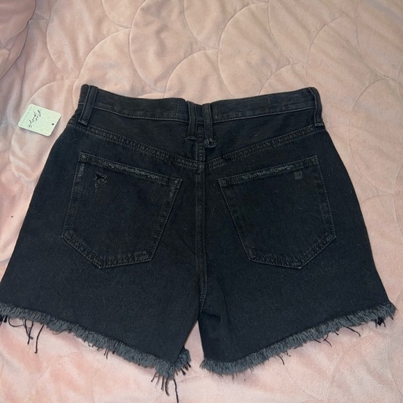 NWT Free People x We The Free Makai Cutoff Black Denim Shorts - Picture 7 of 10